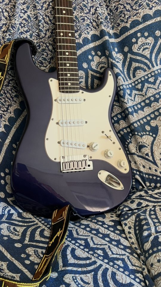 Guitarra Fender Stratocaster American Standard USA de segunda mano · Foto 2 de 10 · Sevilla · 1600 €