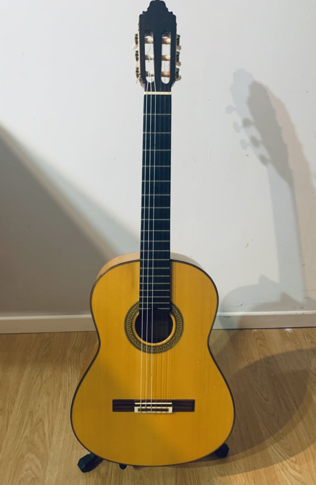 Guitarra Flamenca Valeriano Bernal - Modelo Maestro (2006) de segunda mano · Foto 2 de 9 · Sevilla · 1350 €