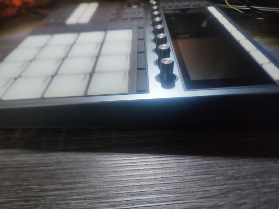 Maschine plus (2021) de segunda mano · Foto 3 de 8 · Almería · 540 €