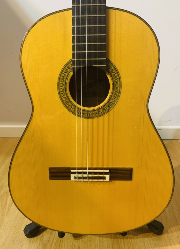 Guitarra Flamenca Valeriano Bernal - Modelo Maestro (2006) de segunda mano · Foto 4 de 9 · Sevilla · 1350 €