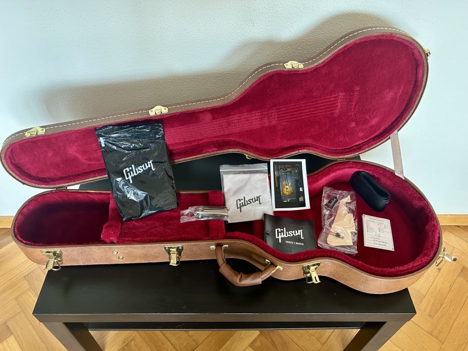 Gibson Les Paul Standard 50s Faded Honey Burst de segunda mano · Foto 10 de 10 · A Coruña · 1800 €