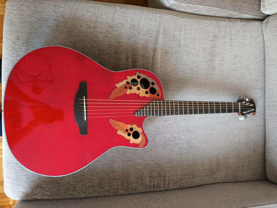 Ovation Celebrity CE-44