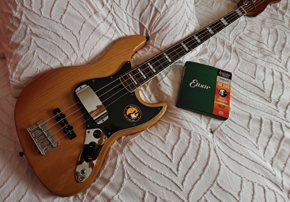 Sire Marcus MIller V5R Nat + Elixir + Dunlop Dual + Tortoise Pickguardian