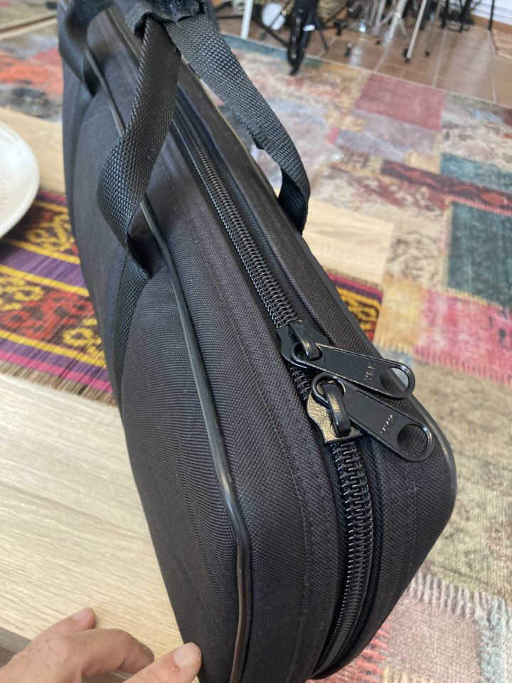 Bolsa, estuche para Virus desk top de segunda mano · Foto 2 de 4 · Alicante · 120 €