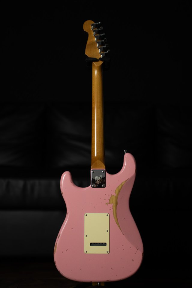 Henry's Electric Guitar Snake ST-1 Boa - Pink Relic de segunda mano · Foto 3 de 10 · Ourense · 590 €