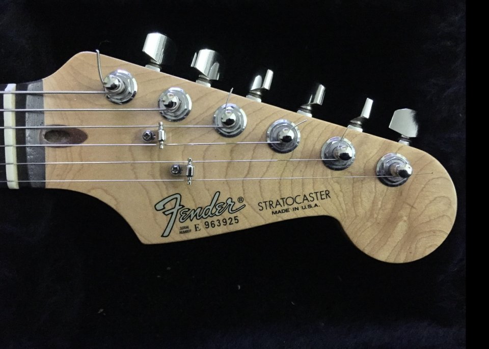 Guitarra Fender Stratocaster American Standard USA de segunda mano · Foto 8 de 10 · Sevilla · 1600 €