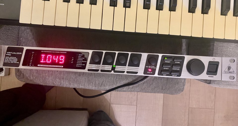 Behringer Virtualizer Pro DSP2024P