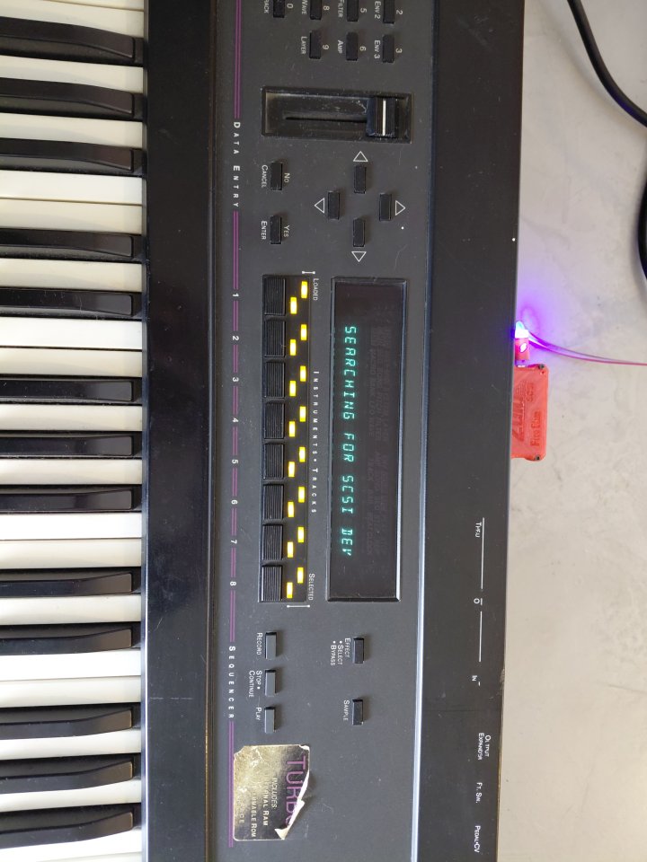 Sampler Ensoniq EPS 16+ y Zulu SCSI