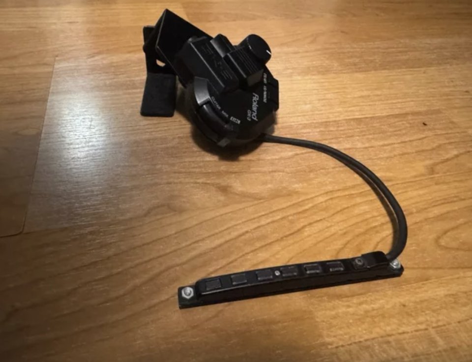 Roland GK-3 Pastilla Guitarra Hexafónica