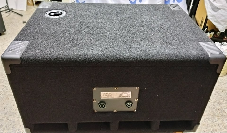 Pantalla bajo Markbass Traveler 102P-8 de segunda mano · Foto 3 de 7 · Pontevedra · 330 €