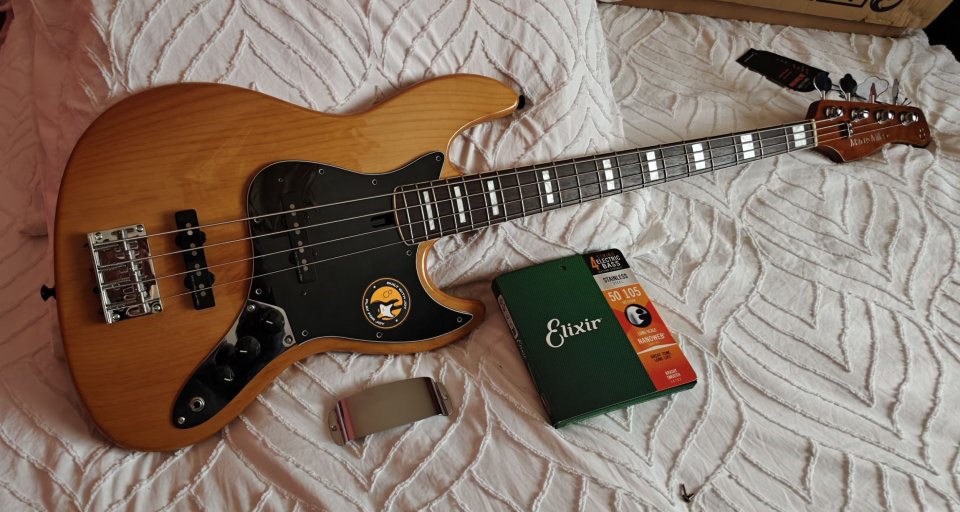 Sire Marcus MIller V5R Nat + Elixir + Dunlop Dual + Tortoise Pickguardian