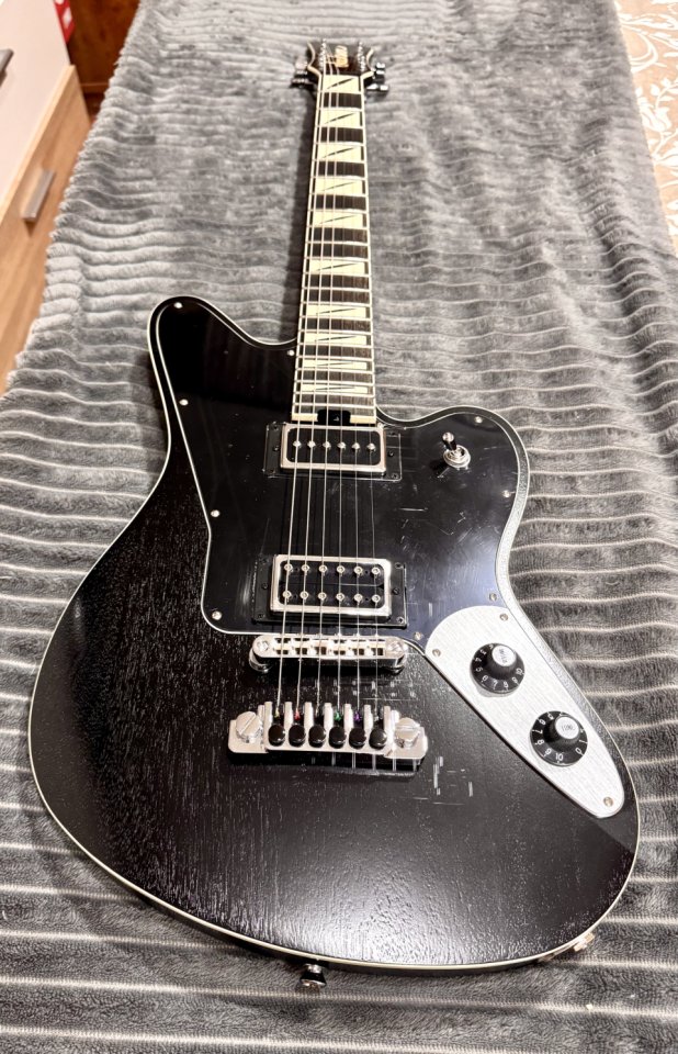 Jackson Pro Sig Lee Malia LM-1987 BK de segunda mano · Foto 1 de 10 · SC Tenerife · 675 €