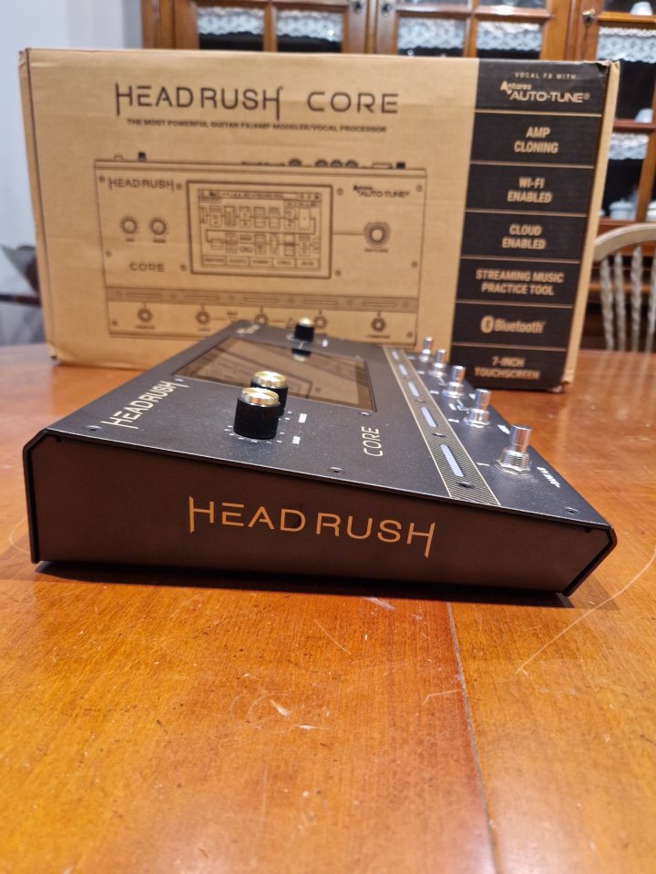 Headrush Core de segunda mano · Foto 6 de 8 · Bizkaia · 475 €