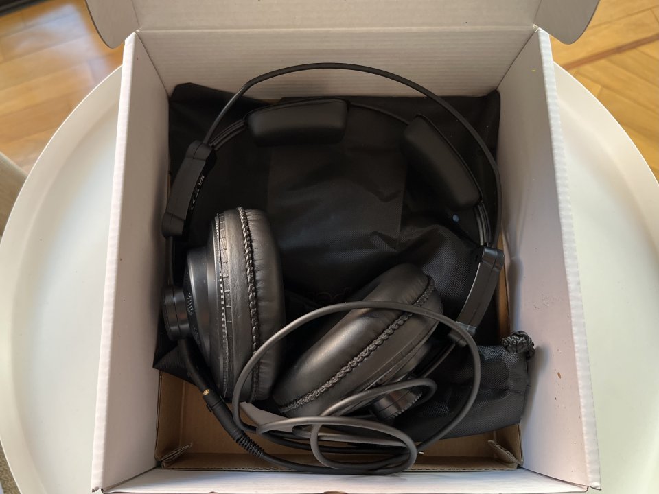 HEADPHONES Superlux HD668B