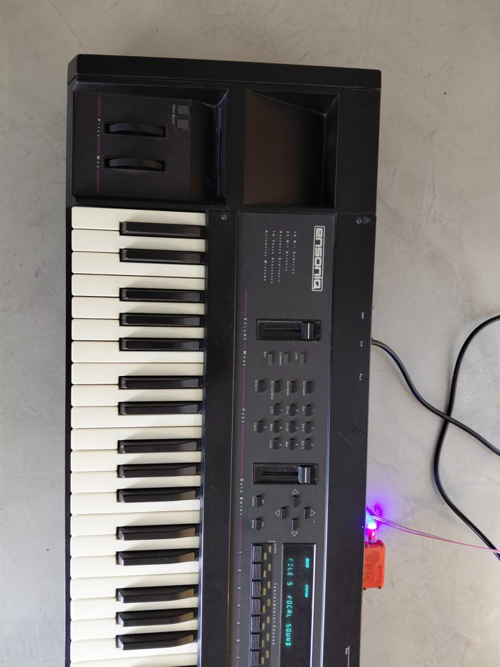 Sampler Ensoniq EPS 16+ y Zulu SCSI