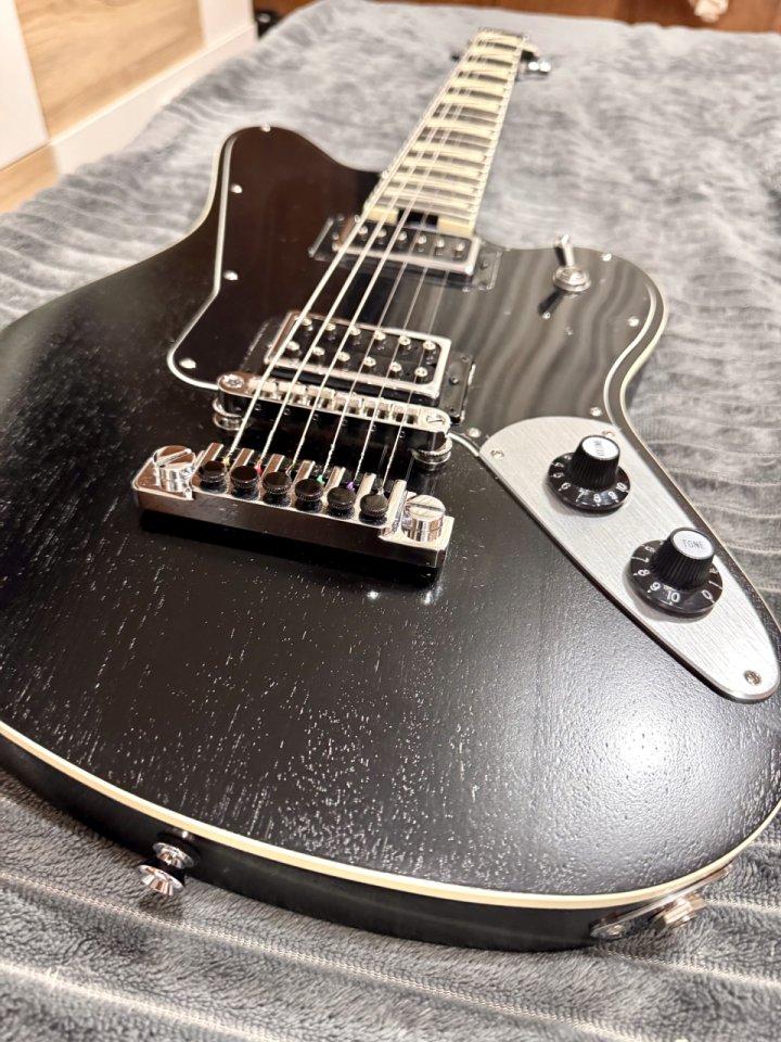 Jackson Pro Sig Lee Malia LM-1987 BK de segunda mano · Foto 3 de 10 · SC Tenerife · 675 €