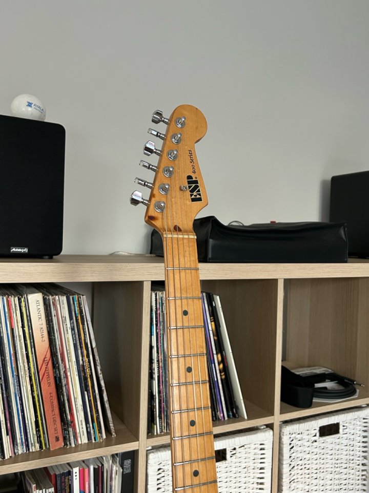 Stratocaster Partscaster Made in Japan de segunda mano · Foto 1 de 10 · Madrid · 550 €