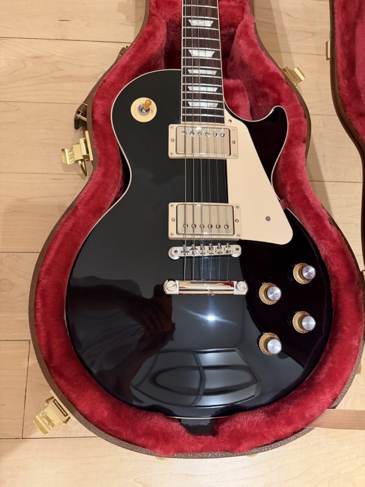 Gibson Les Paul Standard 60s Ebony de segunda mano · Foto 2 de 7 · Valencia · 2000 €