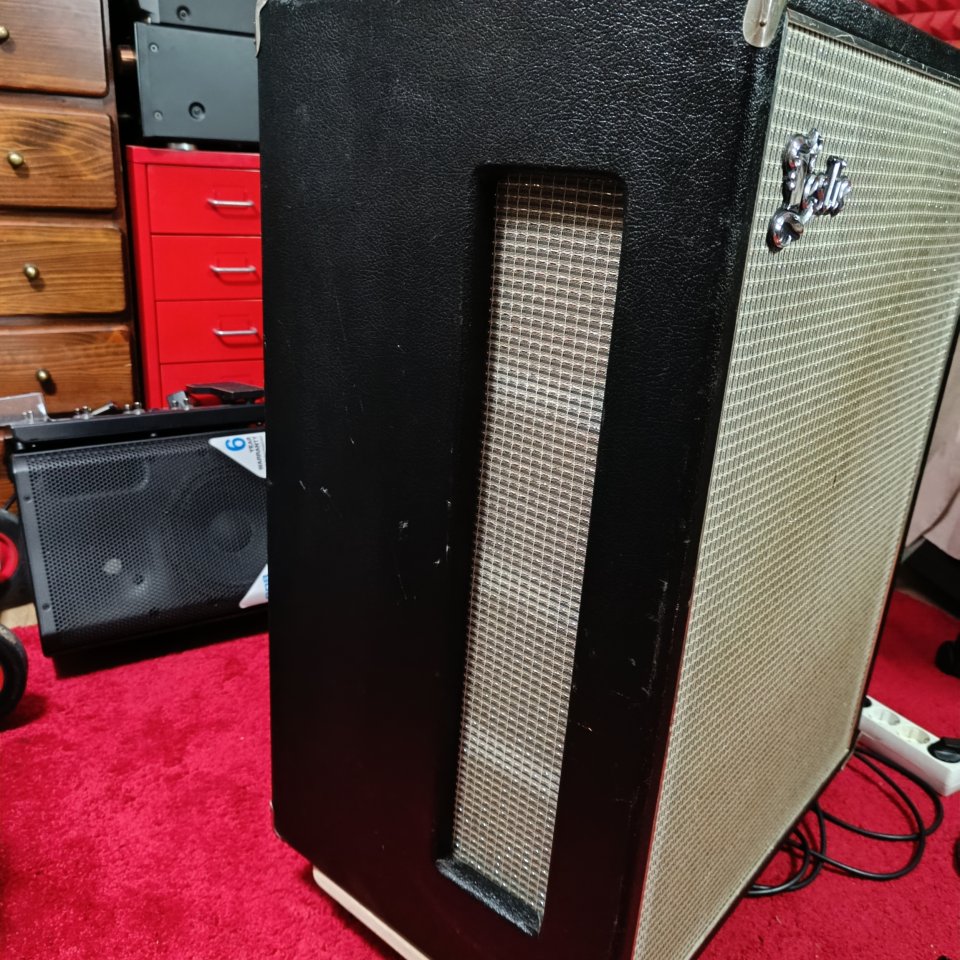 Amplificador rotary Leslie 16 60s con pedal crossover (Fender Vibratone)