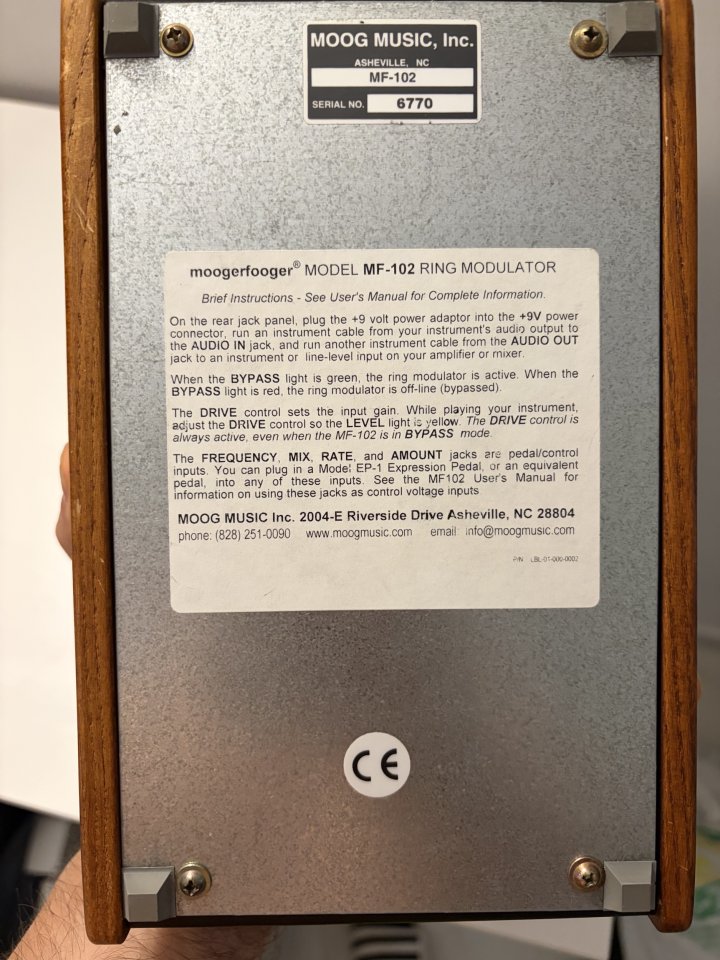 Moog Moogerfooger MF-101 Low Pass Filter de segunda mano · Foto 6 de 6 · Málaga · 450 €
