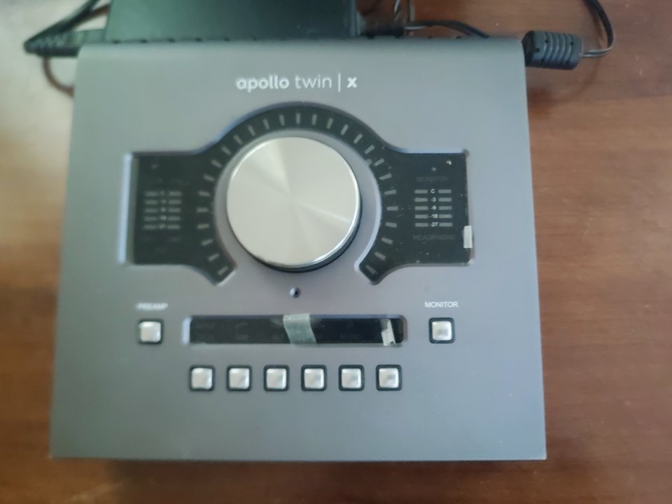 Universal Audio Apollo Twin Quad Heritage (2021) de segunda mano · Foto 6 de 6 · Almería · 810 €
