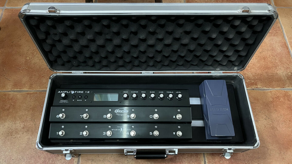 Pedalera Amplifire12 + Pedal Expresión + Pedaltrain Metro 24 HC.