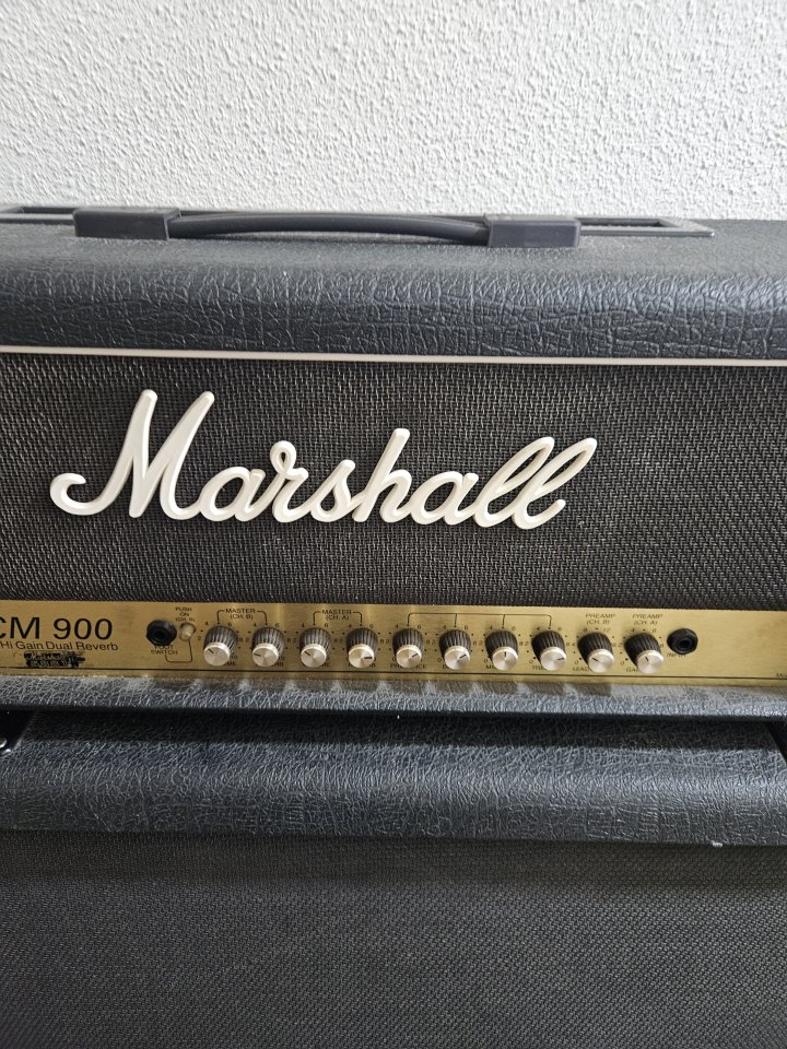 Cabezal Marshall JCM900 100w HiGain dual Reverb.