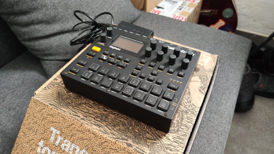 Elektron Digitakt de segunda mano · Foto 1 de 2 · Sevilla · 400 €