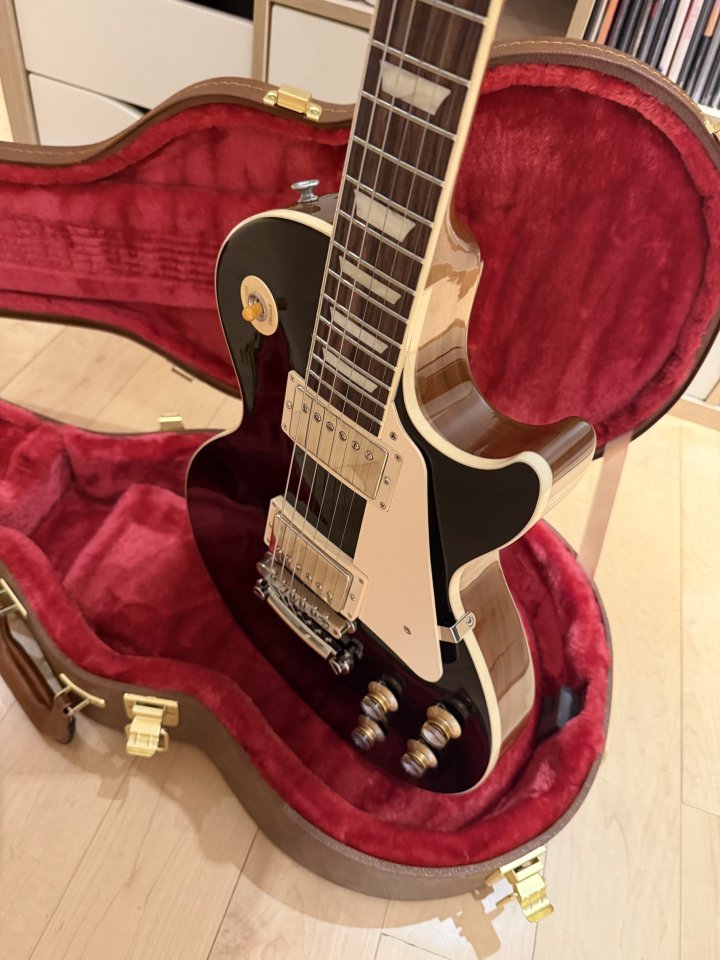 Gibson Les Paul Standard 60s Ebony de segunda mano · Foto 6 de 7 · Valencia · 2000 €