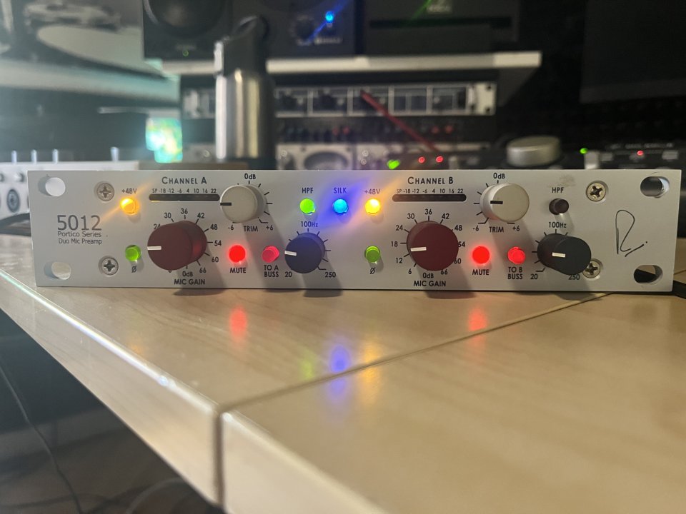 Rupert Neve Pórtico Dual 5012 de segunda mano · Foto 5 de 8 · Madrid · 1500 €
