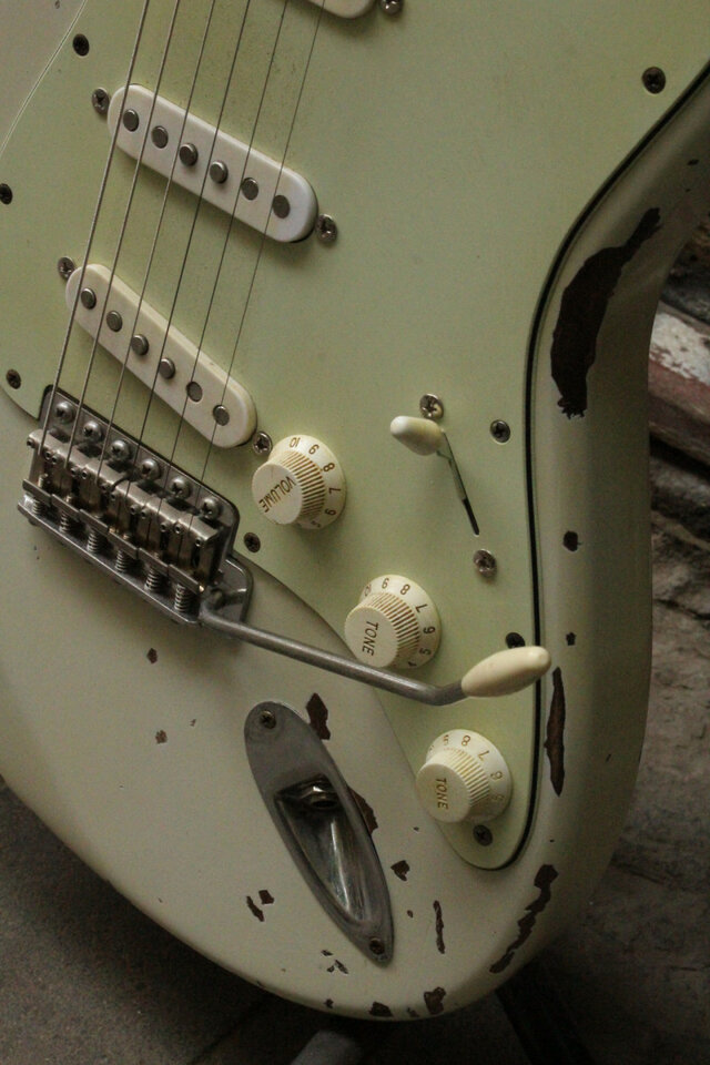 64´ Stratocaster Relic olimpyc whithe
