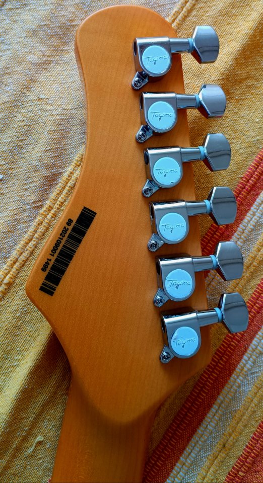 Guitarra Tagima TG-530 de segunda mano · Foto 6 de 10 · Madrid · 175 €
