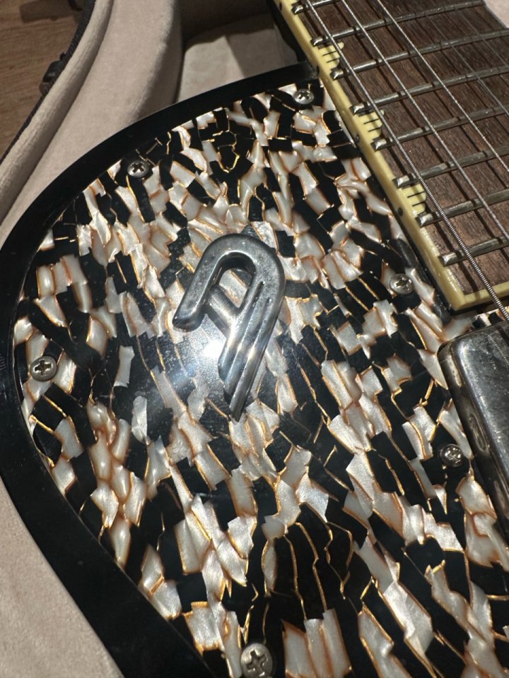 Duesenberg Julia negra