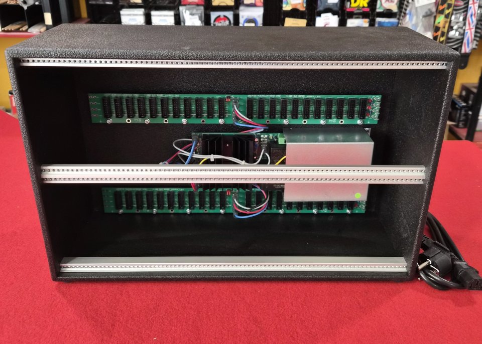 Doepfer A-100 LC6 VE case Eurorack de segunda mano · Foto 1 de 4 · Girona · 289 €
