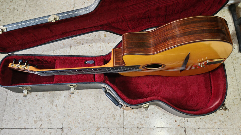 Guitarra Jazz Manouche