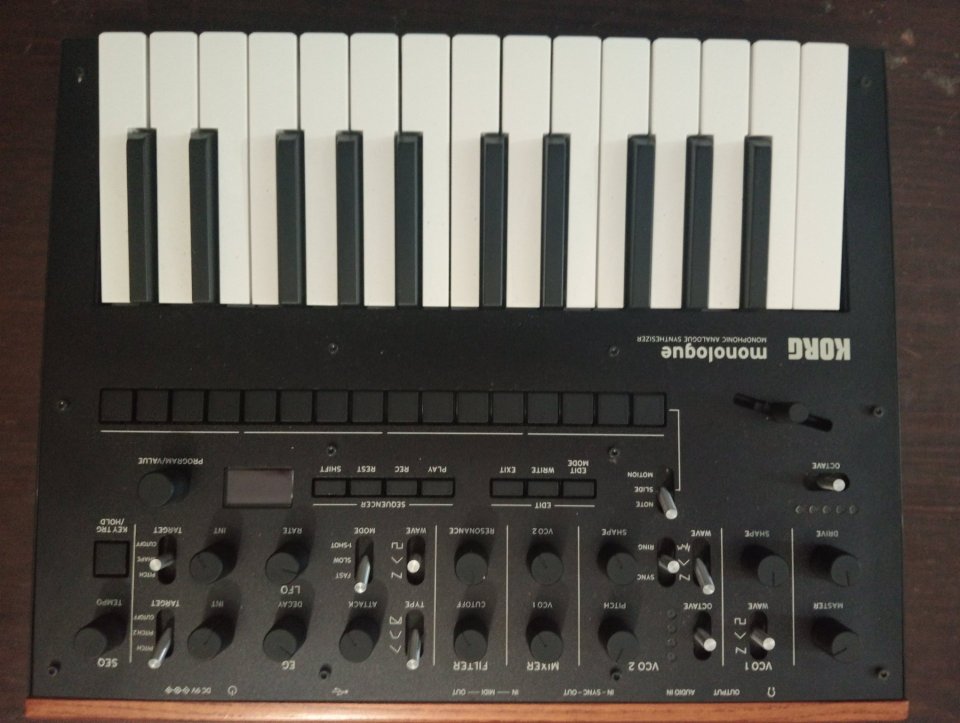 Korg monologue black