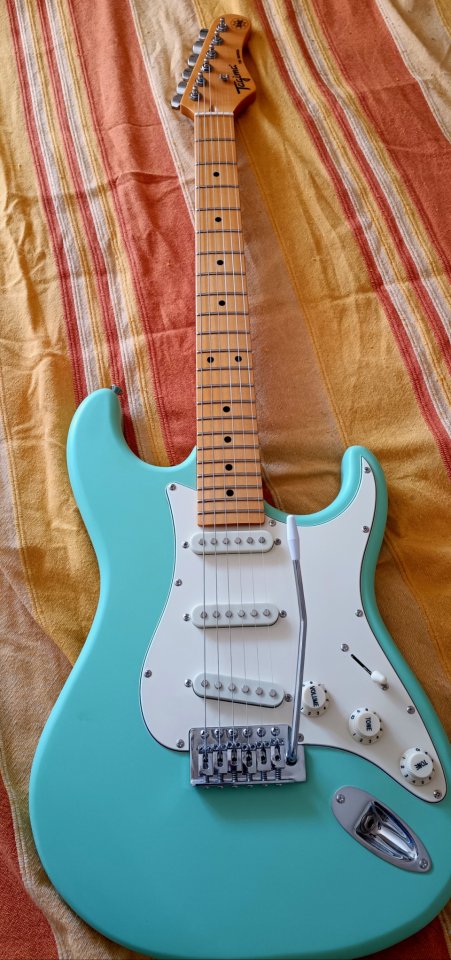Guitarra Tagima TG-530 de segunda mano · Foto 10 de 10 · Madrid · 175 €