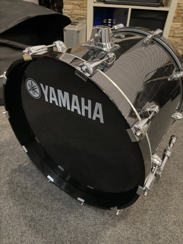 Yamaha Oak Custom Made in Japan 20" – Kit 4 cascos de segunda mano · Foto 3 de 10 · Madrid · 1200 €