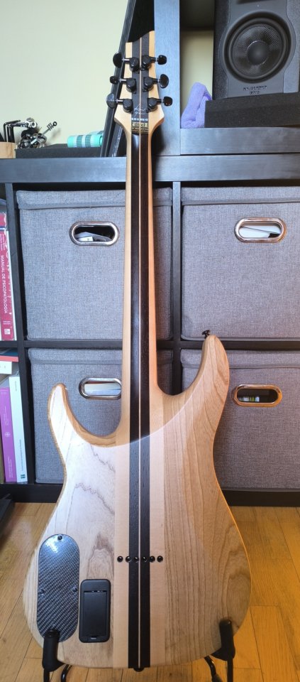 Schecter Keith Merrow. Fishman Fluence Modern. Case SGR 1C de segunda mano · Foto 3 de 8 · Madrid · 1000 €