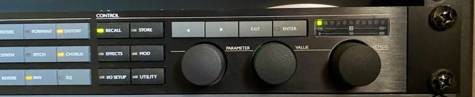 TC Electronic Fireworx + Adaptador PCMCIA + Tarjeta CF 512MB de segunda mano · Foto 1 de 4 · Almería · 790 €