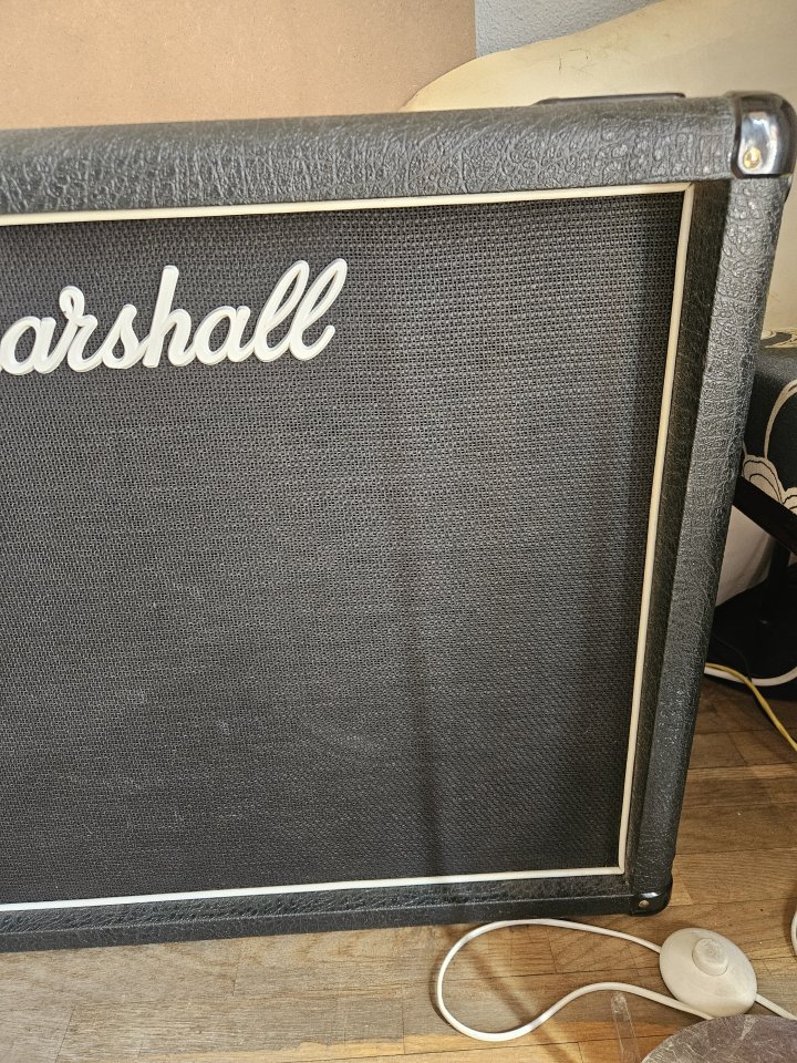 Pantalla 2x12 Marshall 1936 Lead