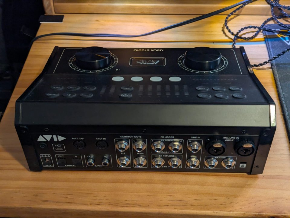 Avid Mbox Studio Interfaz de Audio