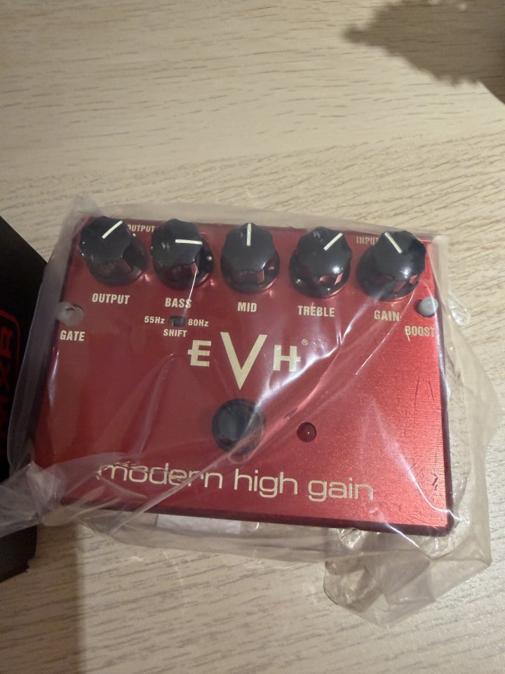 MXR EVH Modern High Gain de segunda mano · Foto 1 de 2 · Valencia · 200 €