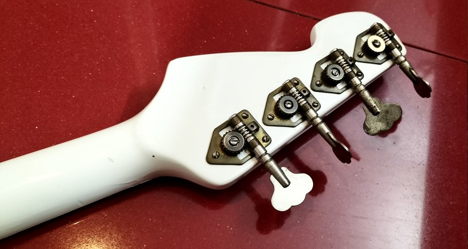 Bajo Galanti (cambio)