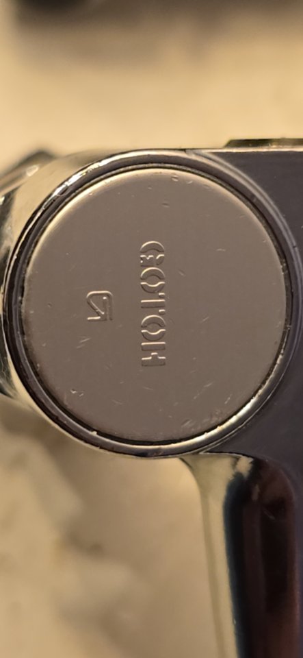 Clavijeros Bajo Gotoh