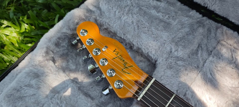Fender American Ultra Telecaster 75th TEXAS TEA de segunda mano · Foto 2 de 10 · Pontevedra · 1825 €