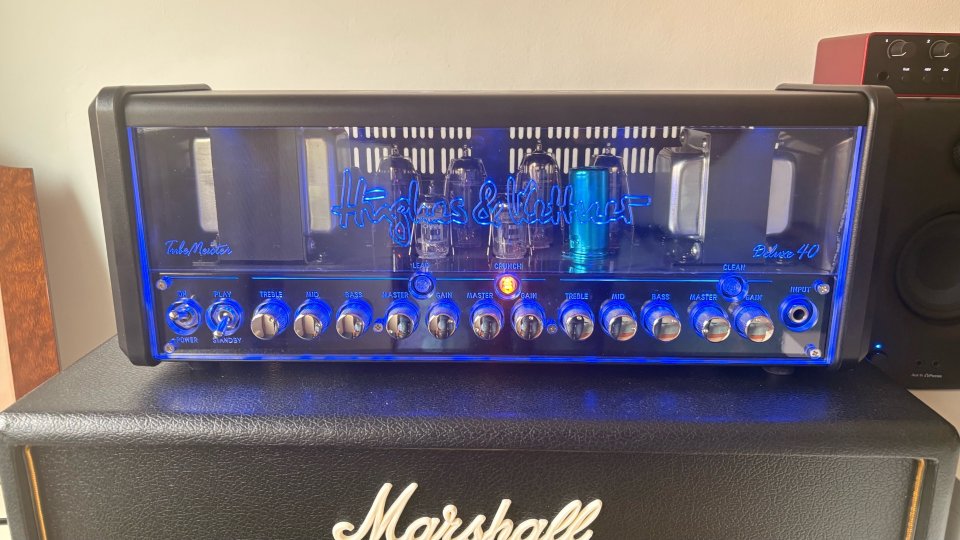 Cabezal Hughes & Kettner Tubemeister 40 deluxe