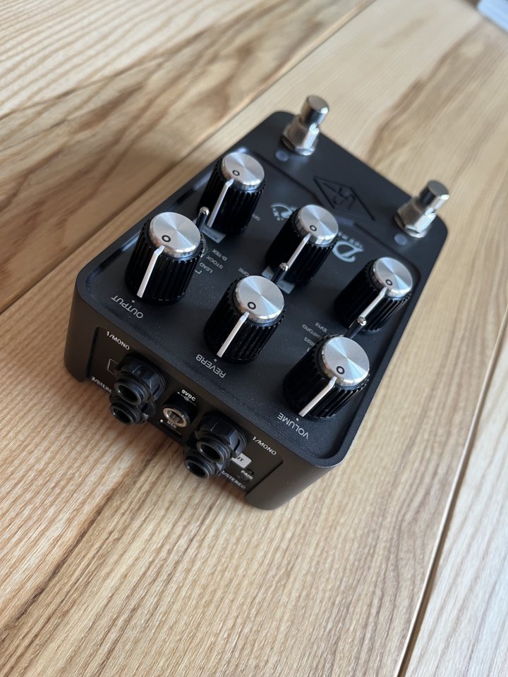 UAFX Dream 65 de segunda mano · Foto 2 de 3 · Castellón · 250 €