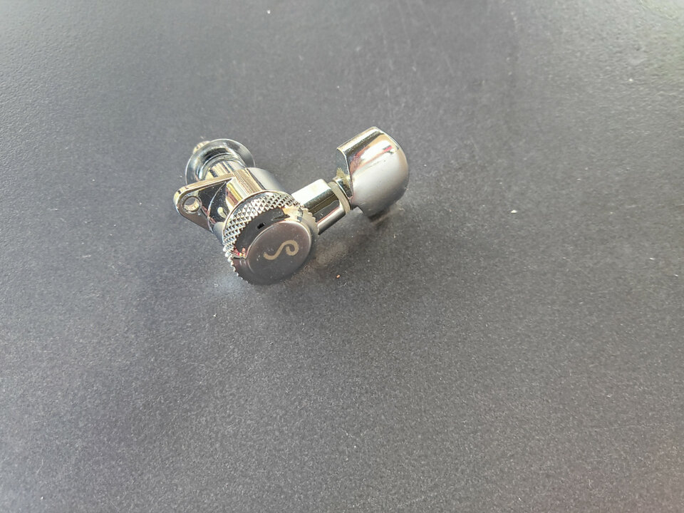 Cambio clavija bloqueo Schaller M6 135 Locking 1R CH