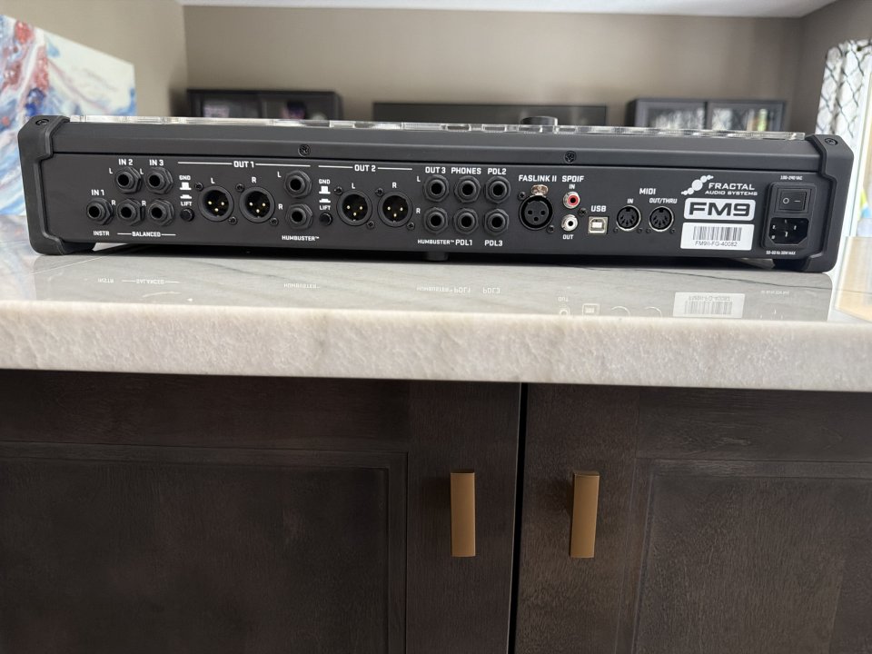Fractal Audio FM9 Mark II Turbo + Cab packs & IRs de pago extra de segunda mano · Foto 2 de 5 · Madrid · 1800 €